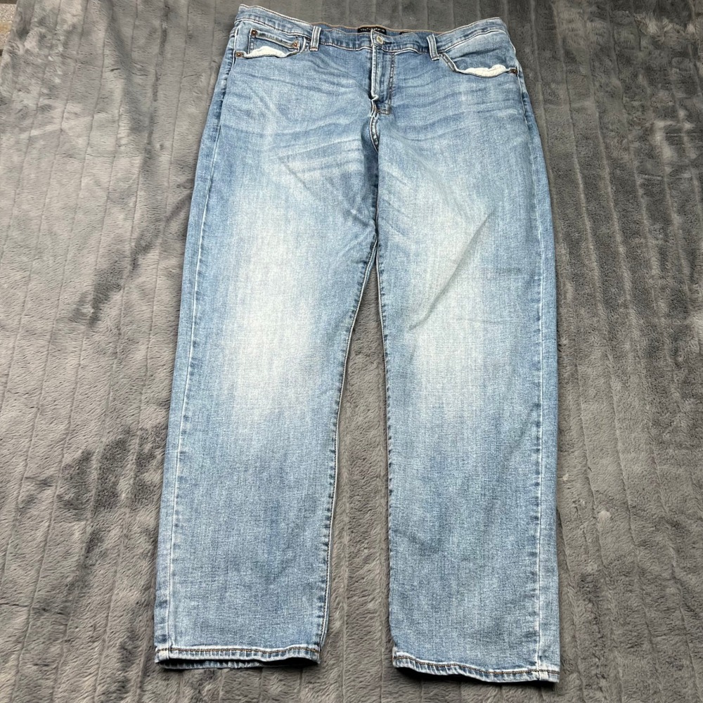 Lucky Brand 329 Classic Straight Jeans Light Wash Mens 40x30 Denim Pants